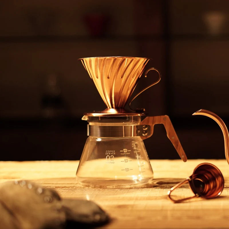 HARIO V60-02 Bakrena kapaljka