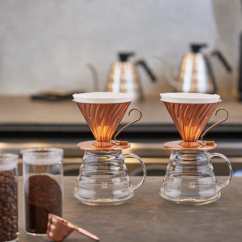 HARIO V60-02 Bakrena kapaljka