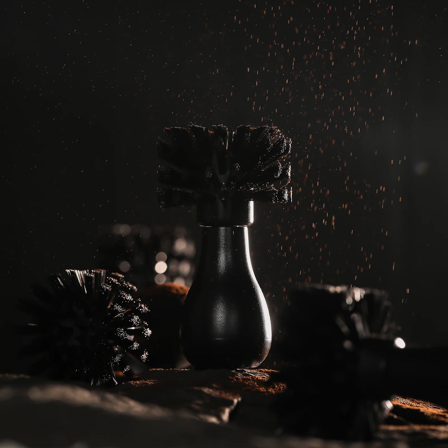 MHW-3BOMBER Četka za čišćenje portafiltera za kavu