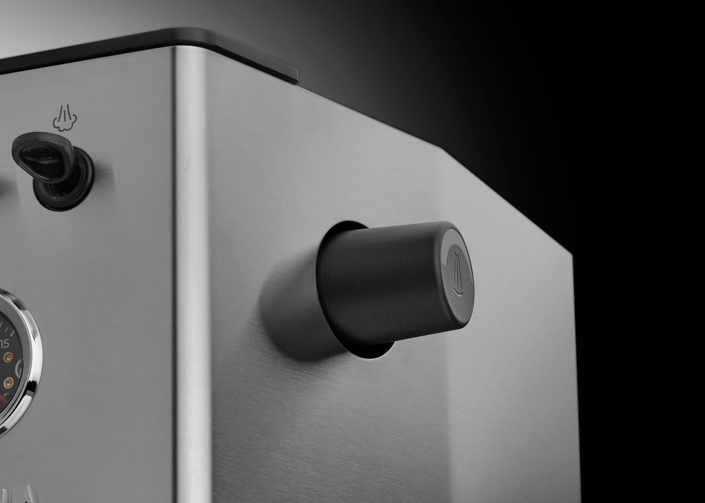 Gaggia Classic UP - Black - PREORDER SHIPPING IN MAY